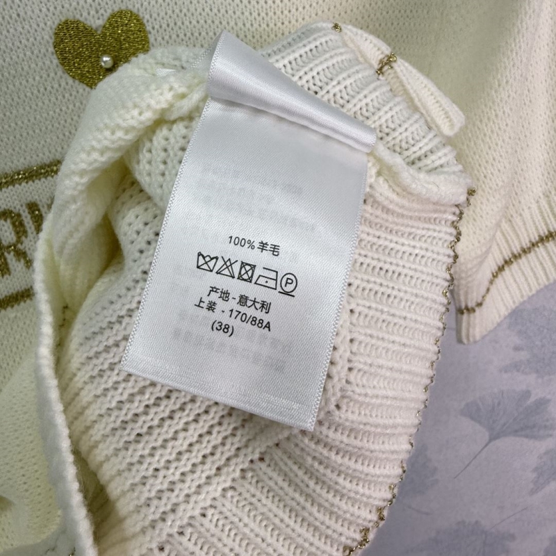 chr1st1an D10r sweaters